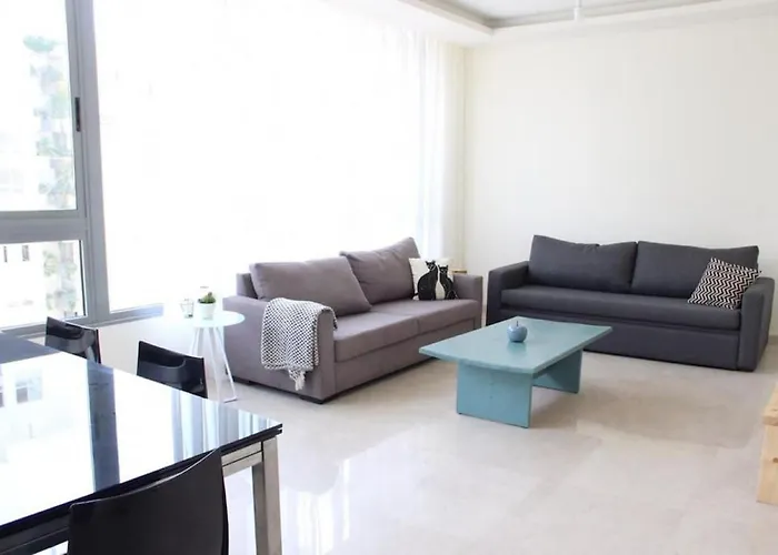 Modern 3Br Apt Next To Hotel Dieu