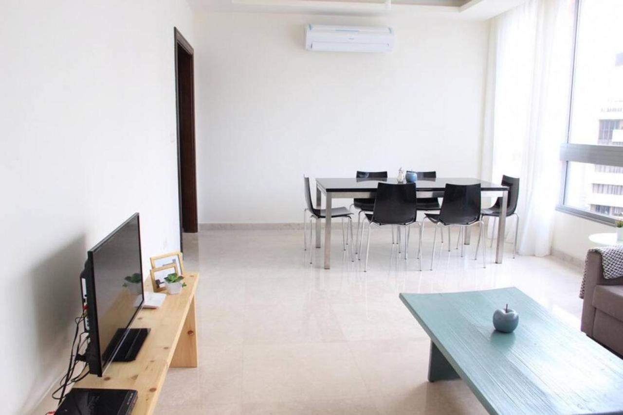 Apartment Modern 3br Next To Dieu *