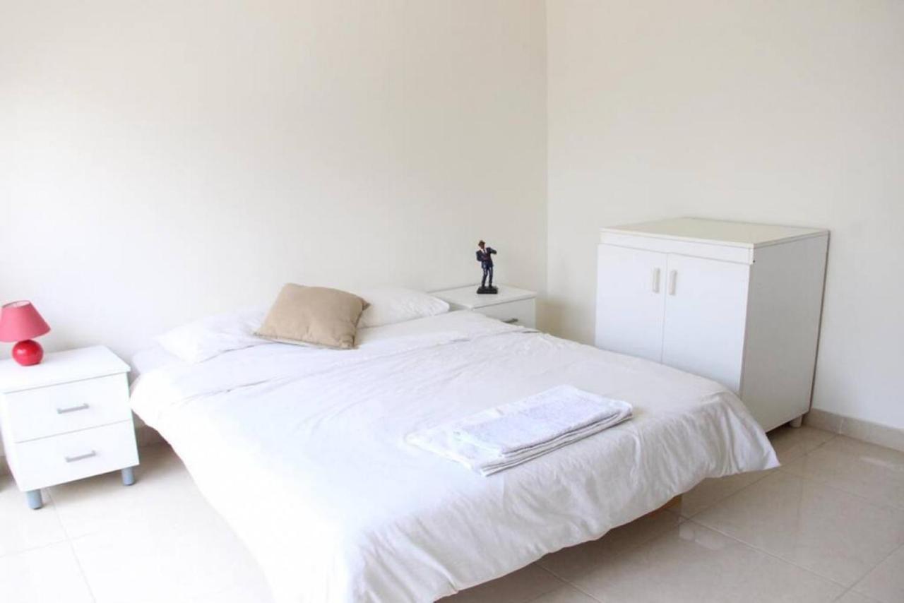 Apartment Modern 3br Next To Dieu